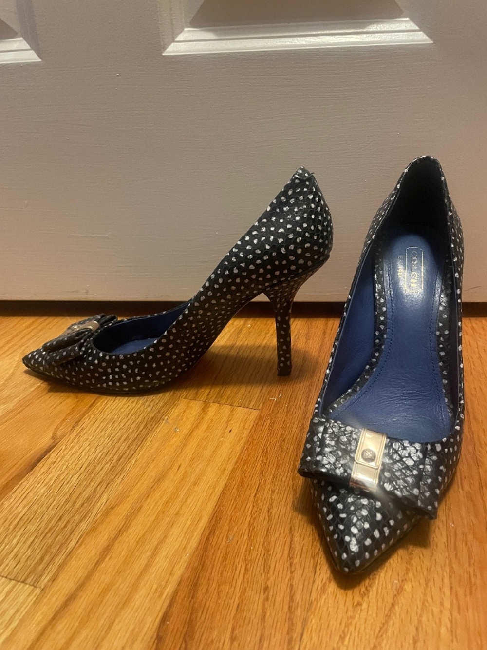 Women’s Coach size 7 heels